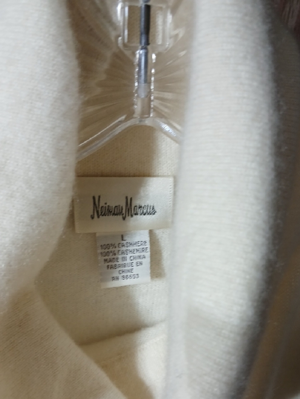 Neiman Marcus Cashmere    Cream Sleeveless Cowl Neck Sweater - Picture 2 of 5